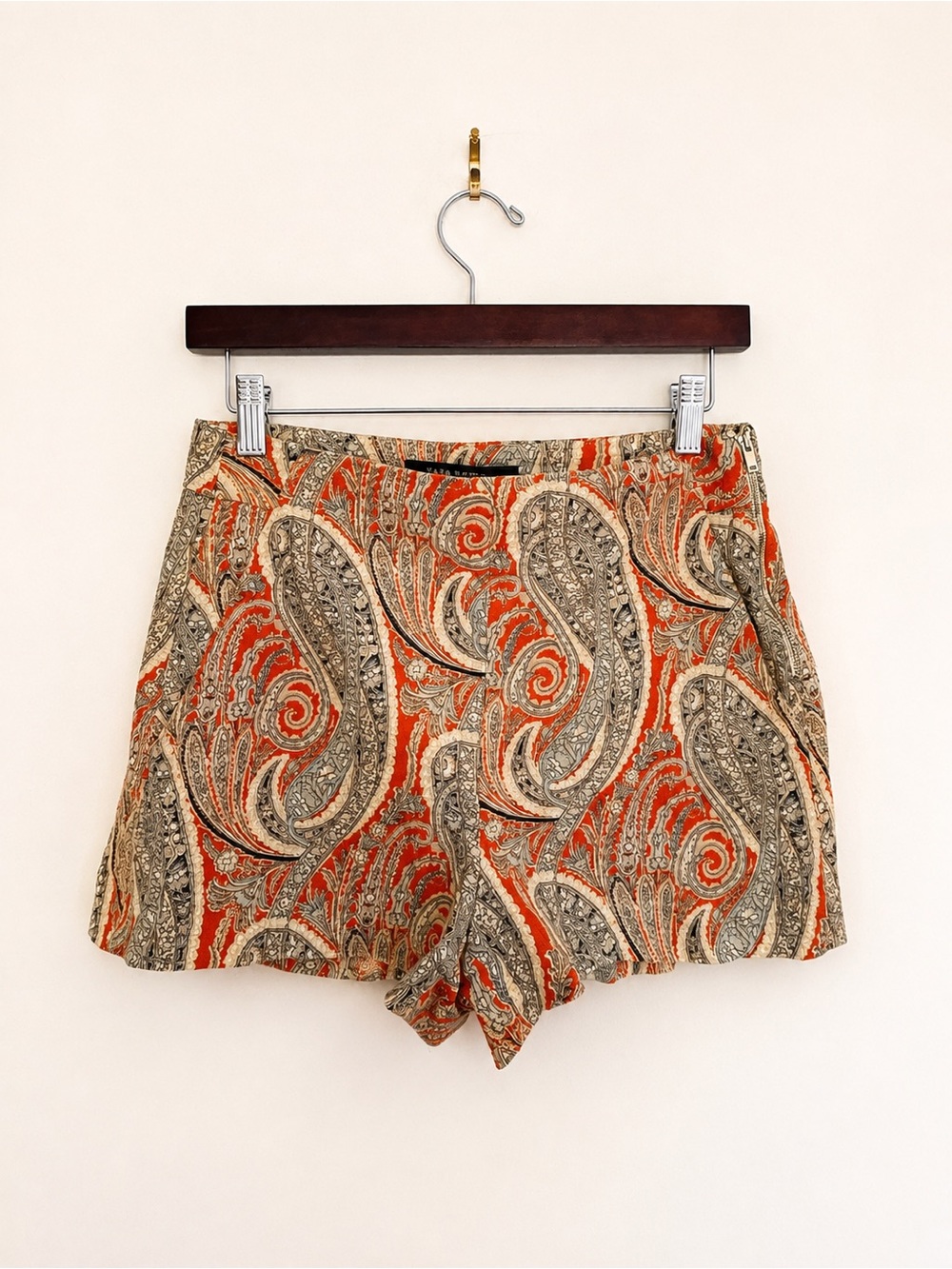 Zara Paisley Print Shorts – Size M - Picture 3 of 6
